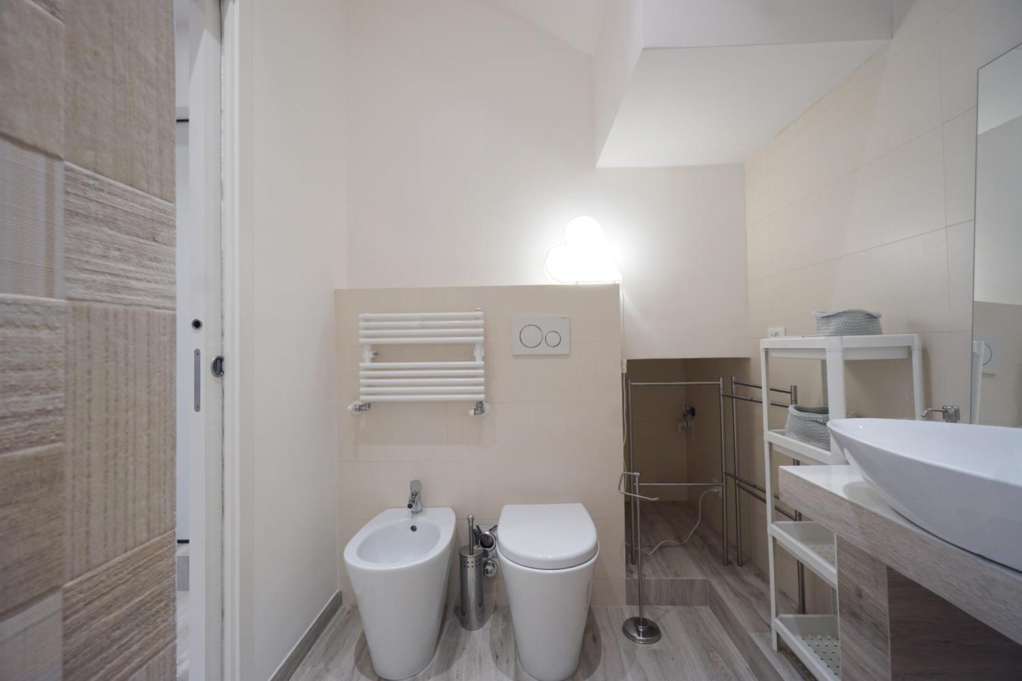 Ghisello Luxury Guesthouse 1 Bologna Exterior photo